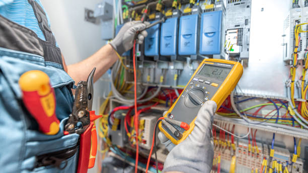 Best Circuit Breaker Repair  in Browns Point, WA